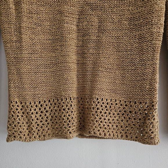 Carolyn Taylor Women's Tan Vneck Pullover Sweater Small - Picture 3 of 4